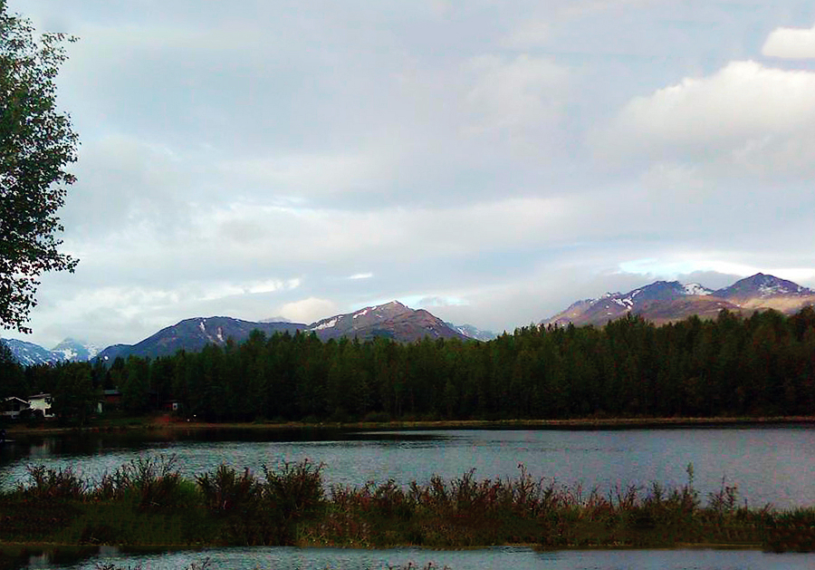 ../Images/LIN,CHIA-CHANG.Alaska.The Hotel Captain Cook (8).jpg